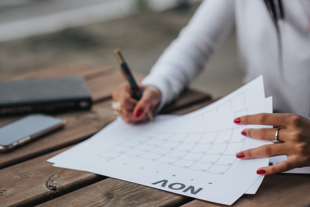 5 reasons on why you should be keeping a Personalized Wall Calendar